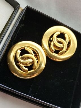 CHANEL Gold CC Button Earrings